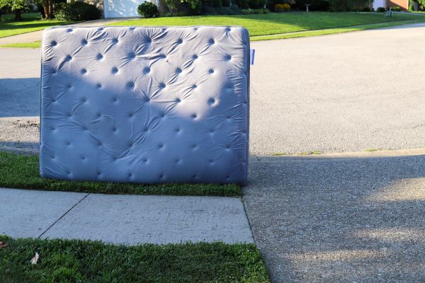 Mattress Removal Service in Yukon